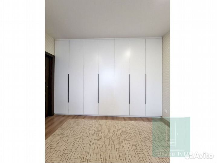 Шкаф стенка