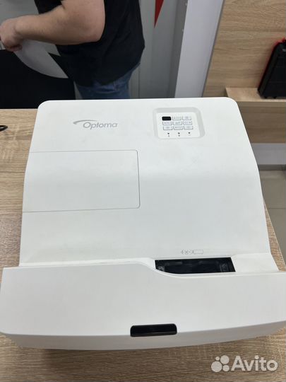 Проектор optoma W330UST