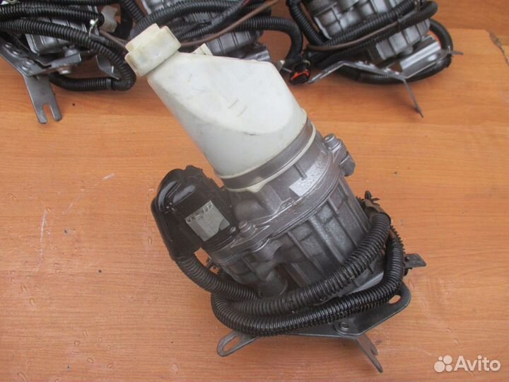 Насос Эур ZF Opel