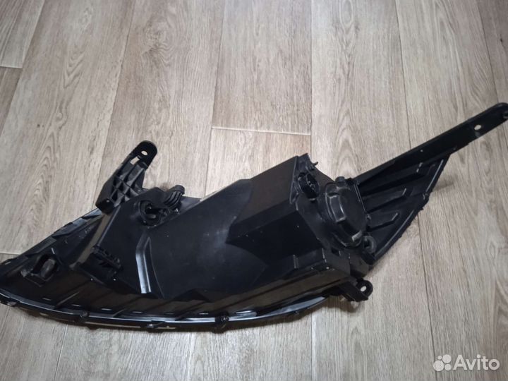 Правая фара кия рио