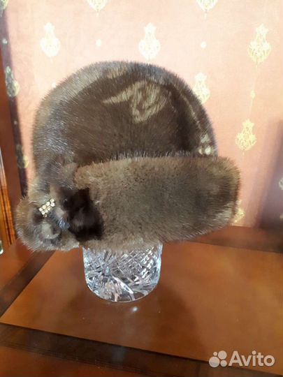 Берет женский крючком, шапка норковая