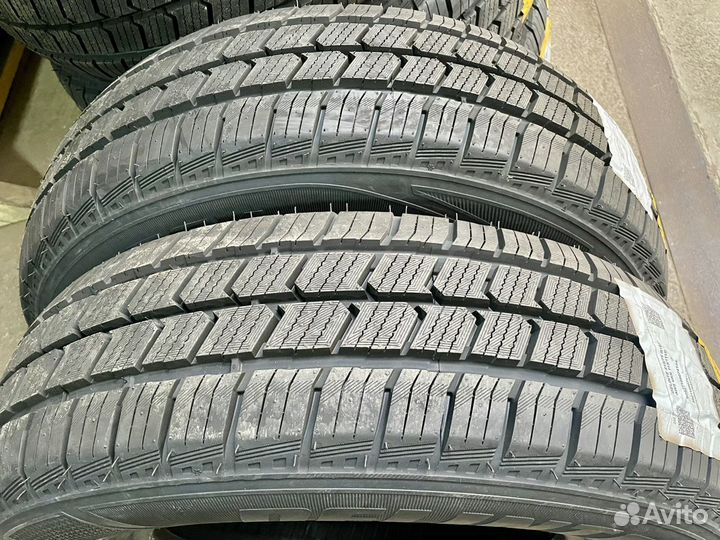 Delinte AW5 VAN 215/75 R16C 113R