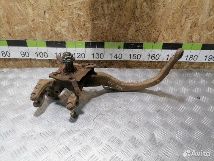 Кулак задний правый Honda Accord 1996-1998