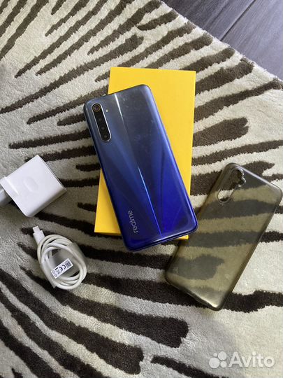 realme 6, 4/128 ГБ