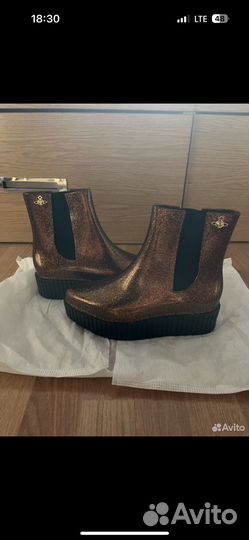 Резиновые сапоги новые