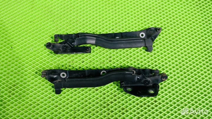 Петля багажника Audi A8 D3 (4E) 2002-2010