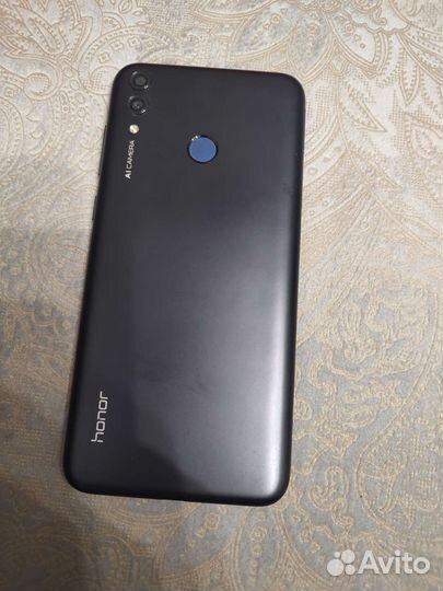 Телефон Honor 8C 3/32