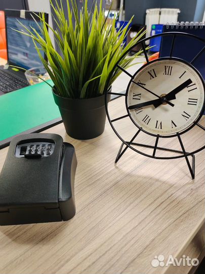 Сейф ключница с кодовым замком