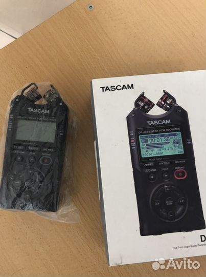 Диктофон tascam DR-40X