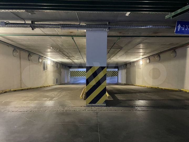 Машиноместо, 16 м²