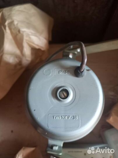 Громкоговоритель рупорный 10гр-38