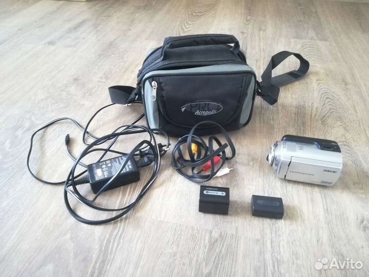 Видеокамера Sony dcr-sr47