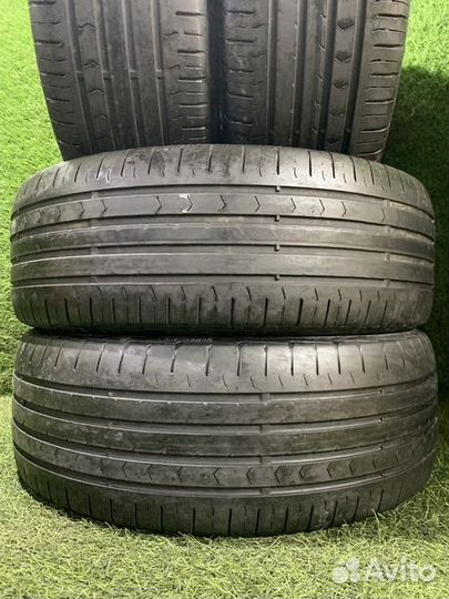 Continental ContiPremiumContact 5 215/60 R16 99H