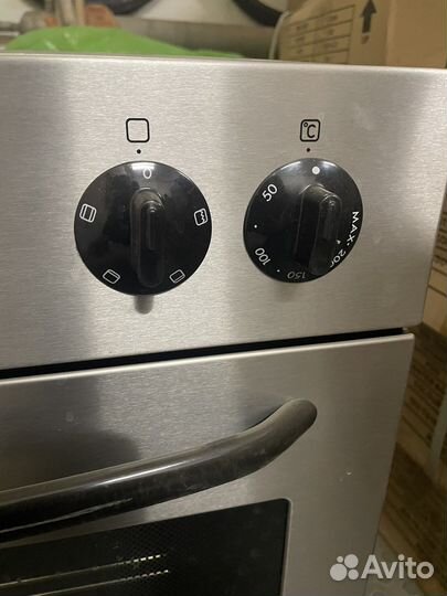 Встроенный духовой шкаф Zanussi