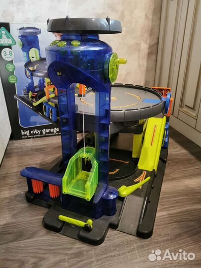 Гараж игрушка парковка ELC