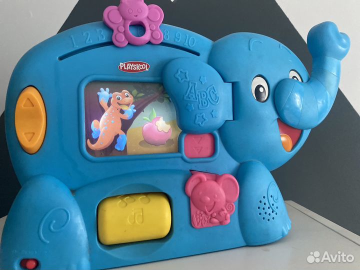 Hasbro Playskool слоник