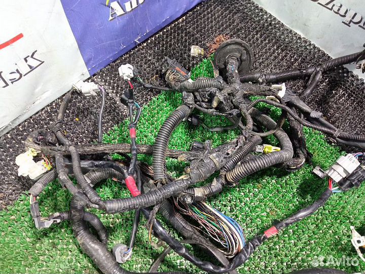 Проводка двигателя Toyota Land Cruiser