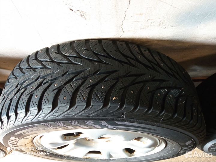 Зимние колёса yokohama 215/65R16