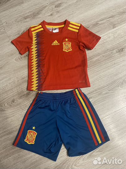 Футбольная форма Adidas