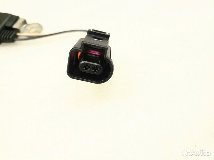 Усилитель антенны Audi Q7 4L 4L0035225B