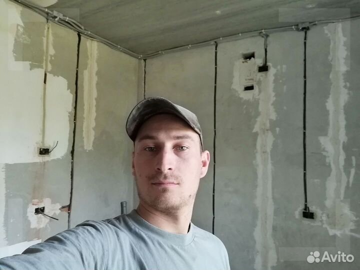 Электрик. Установка соединительной коробки в щите