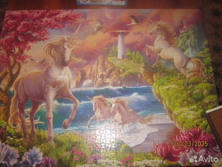 Отдам пазлы на 2000 элементов