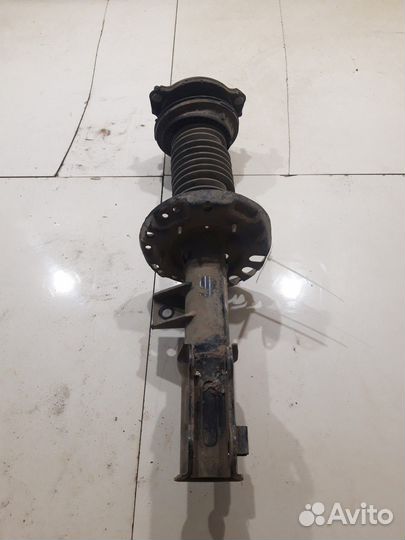 Амортизатор подвески передний левый