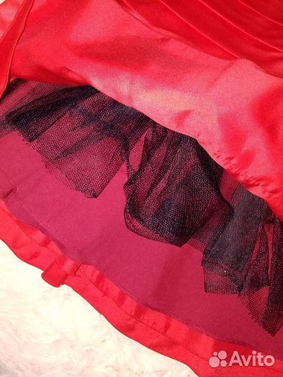 Нарядное платье для девочки