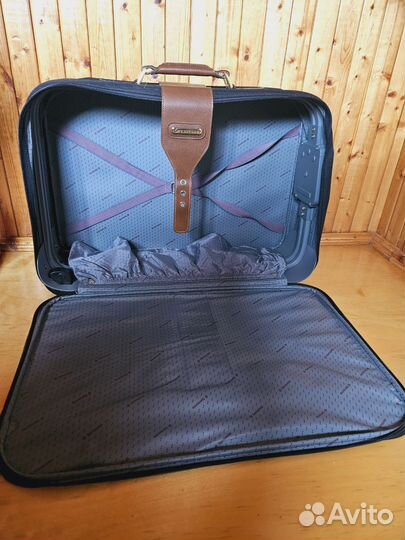 Чемоданы на колесах samsonite