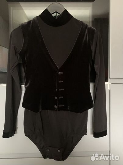 Костюм для спортивно- бальных танцев латина