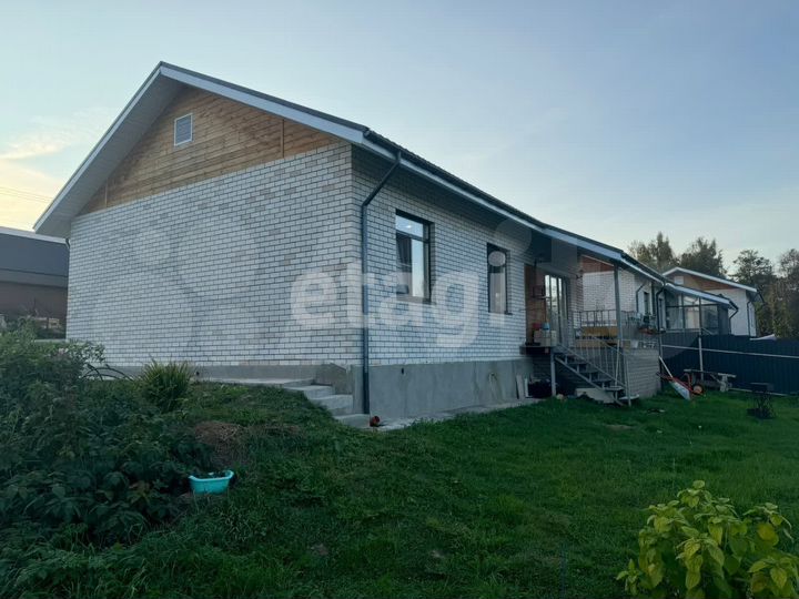 Дом 95 м² на участке 9 сот.