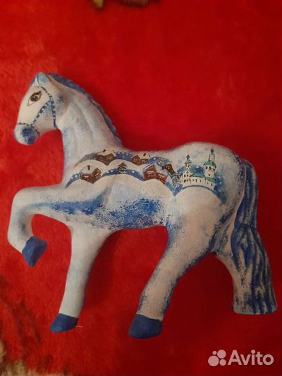 Вазы, статуэтки, сувениры