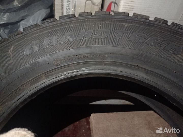 Dunlop Grandtrek Ice 02 225/65 R17 106T