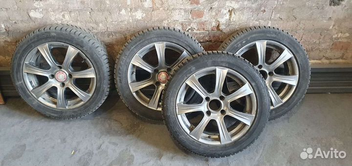 Bridgestone Blizzak Spike-01 19.5/55 R16