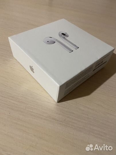Airpods 2 box