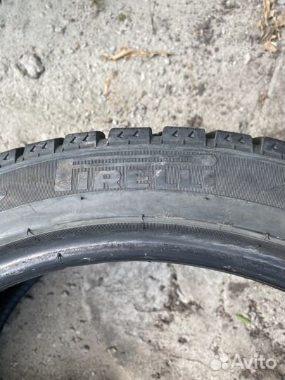 Pirelli Ice 225/45 R18