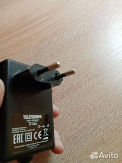 Часы настольные с радио