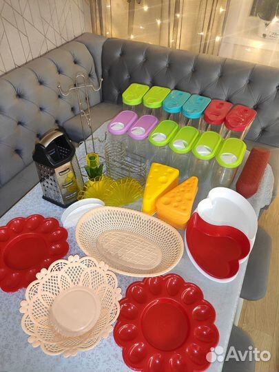 Держатели / контейнеры / кухонная утварь / посуда