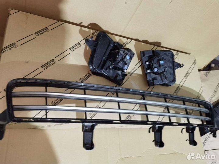 Решетка передняя Lexus Lx 570