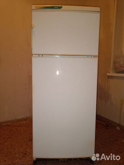 Холодильник Stinol