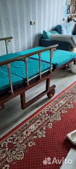 Кровать медицинская электрическая с туалетом