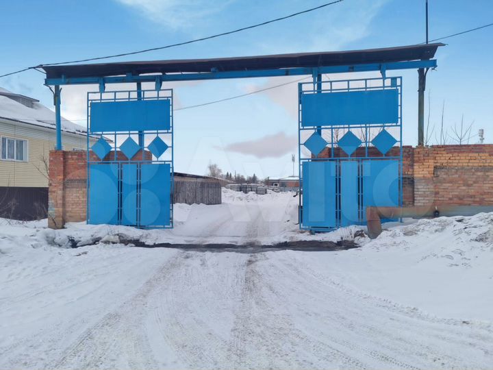 База 2600 м², участок 1га под склад и производство