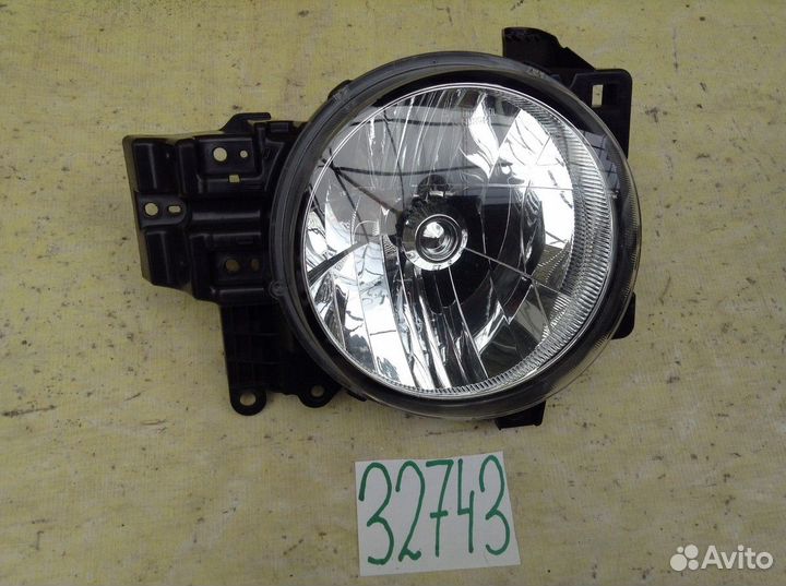 Toyota FJ Cruiser J15 Фара Левая и Правая