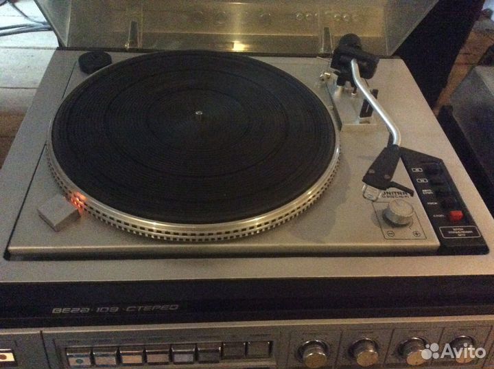 Проигрыватель винила Вега 109