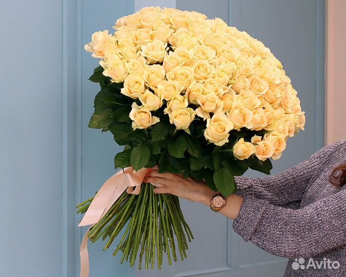 Букет из 101 кремовой розы 40 см (Россия)
