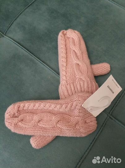 Новые варежки Reserved 1-2 года