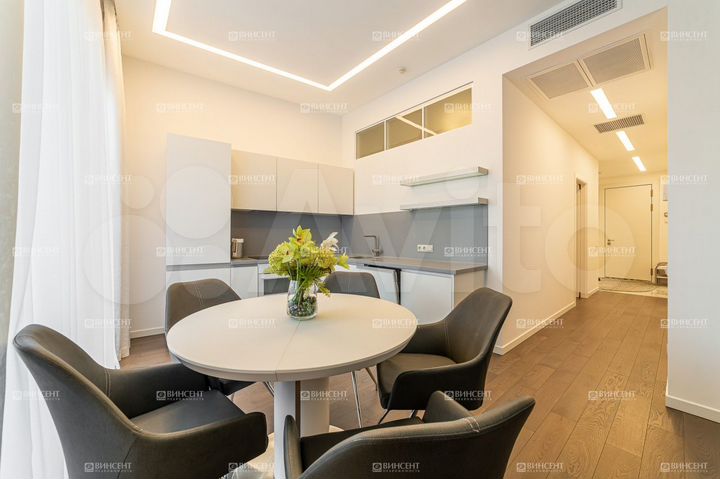 Квартира-студия, 120 м², 10/20 эт.