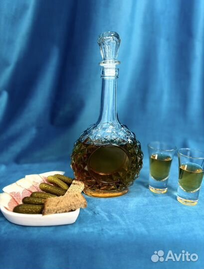 Графин хрустальный