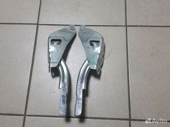 Петля капота (комплект) Солярис 1