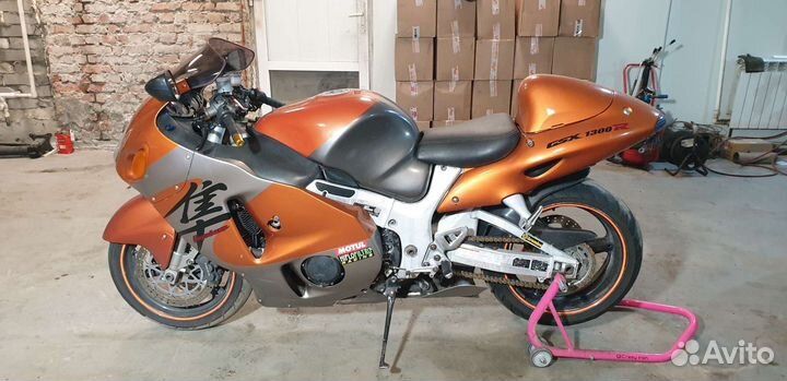 Suzuki gsx1300r